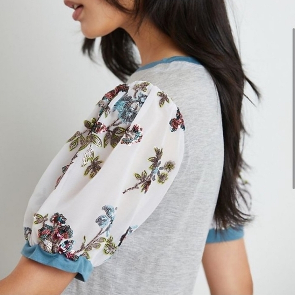 Anthropologie TINY Becca Sequin Sleeve top size small - Picture 2 of 10